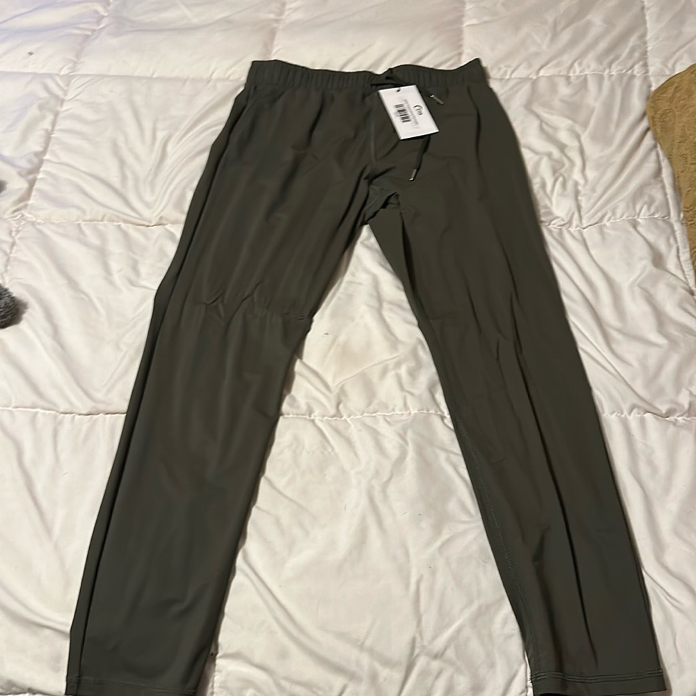 NWT ZYIA Olive Everywhere Pants